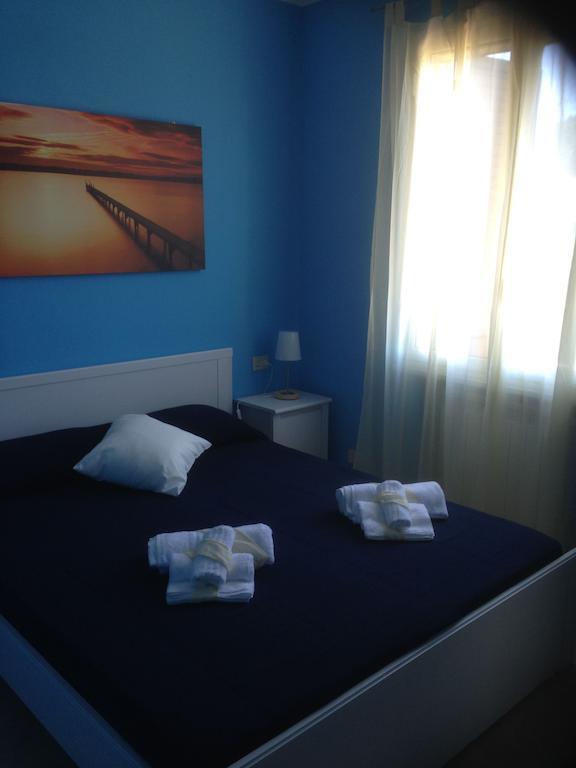Perla Del Mare Affittacamere Campofelice Di Roccella Chambre photo